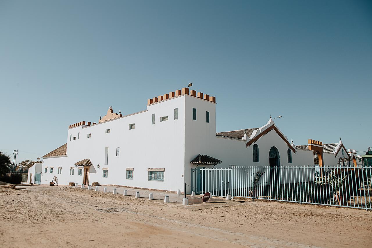 Cortijo Santa Clara Villa Carmona  Buitenkant foto