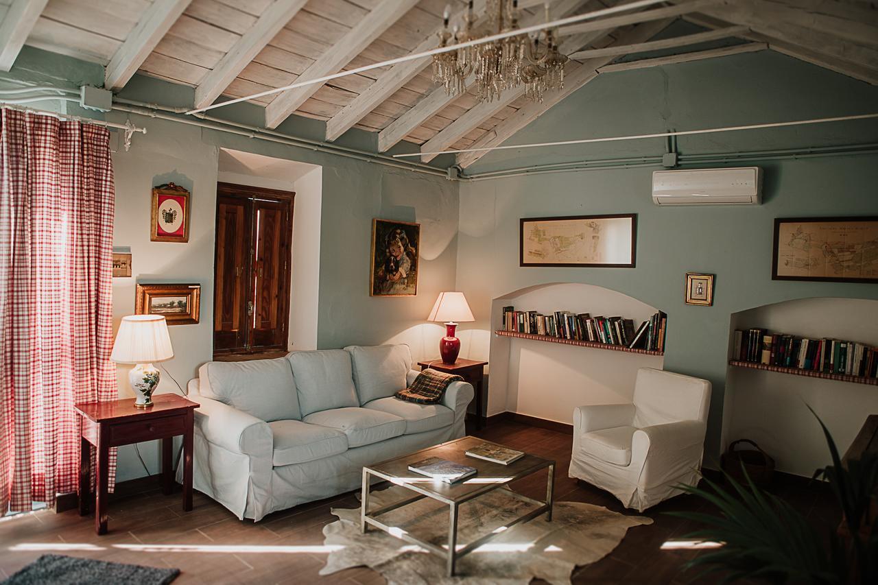 Cortijo Santa Clara Villa Carmona  Buitenkant foto