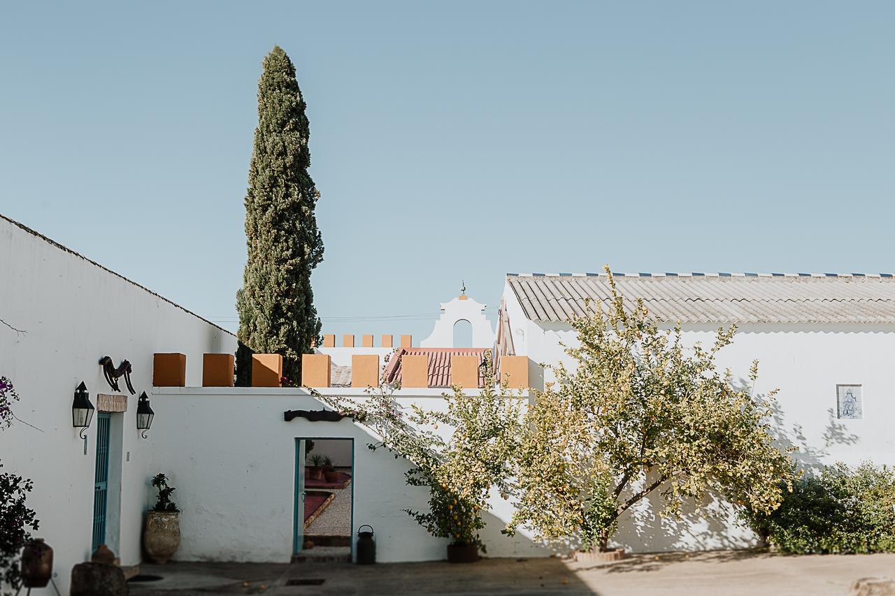 Cortijo Santa Clara Villa Carmona  Buitenkant foto